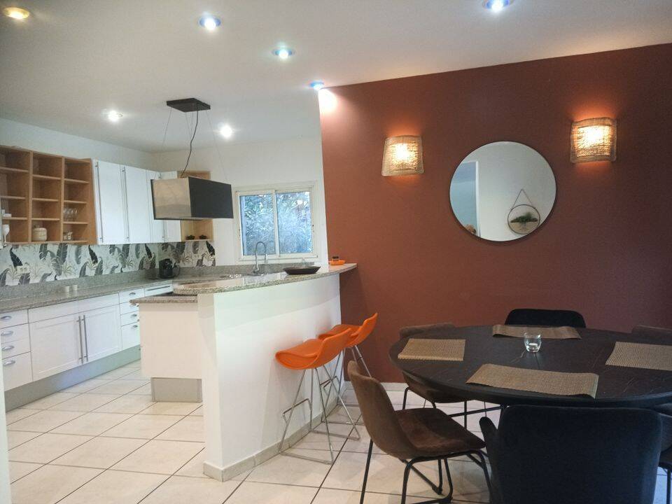 Maison 6 pièces 170 m² · à Baillargues · 170 m² · 2 880 €/mois