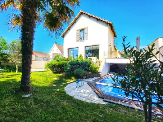 Maison à vendre 669 000 € 8 pièces 4 chambres 140 m² 589 m² de terrain Centre Ancien Ouest Taverny 95150