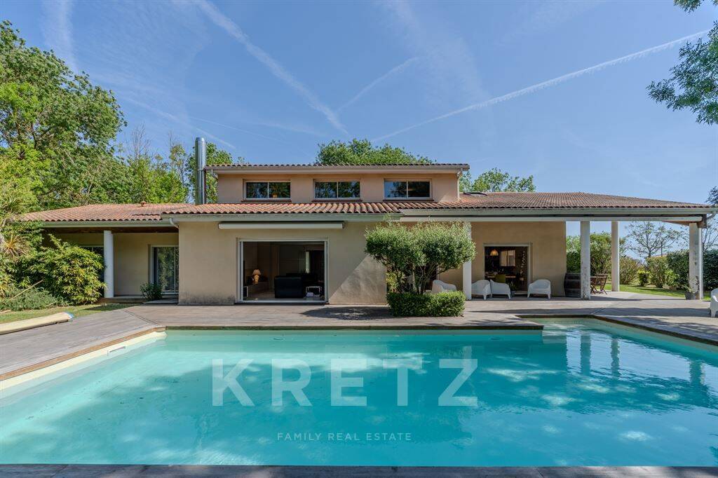Maison 6 pièces 229 m² · à Toulouse · 229 m² · 735 000 €