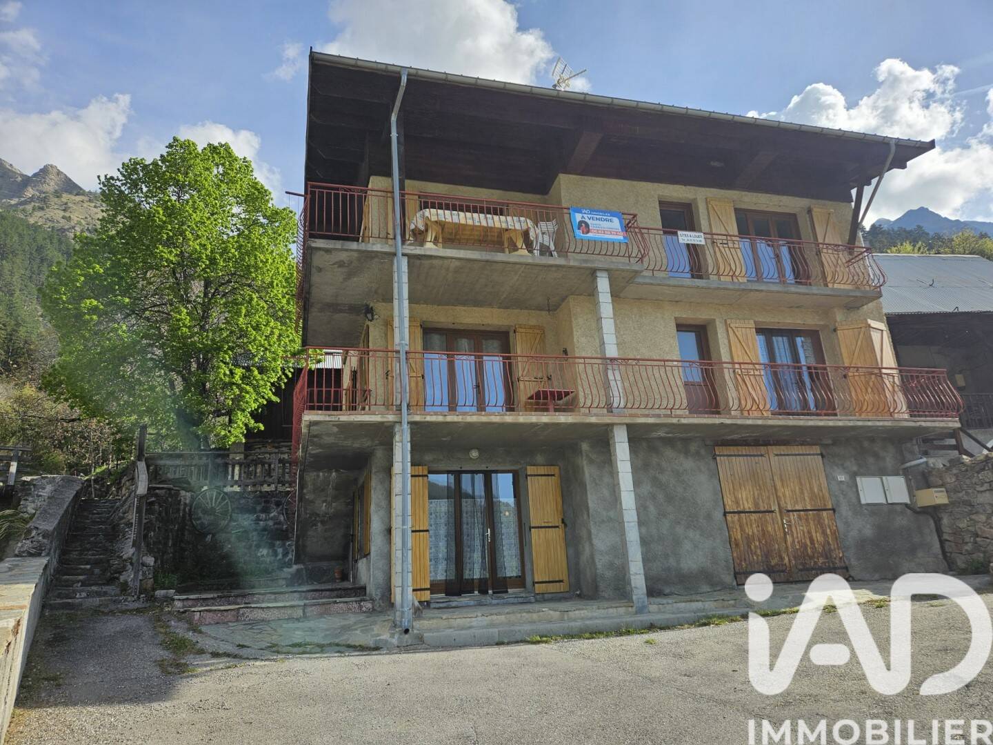 Maison 9 pièces 198 m² · à Réallon · 198 m² · 360 000 €