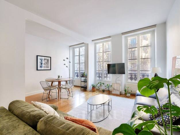 Appartement à vendre 747 000 € 3 pièces 52,3 m² Étage 2/6 Enfants Rouges Paris 3ème arrondissement 75003