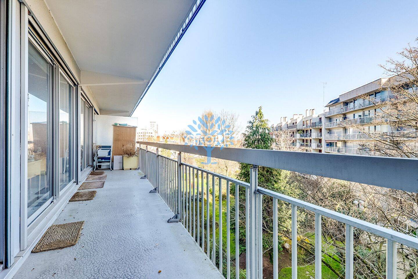Appartement 4 pièces 120 m² · à Paris 19ème Arrondissement · 120 m² · 1 090 000 €