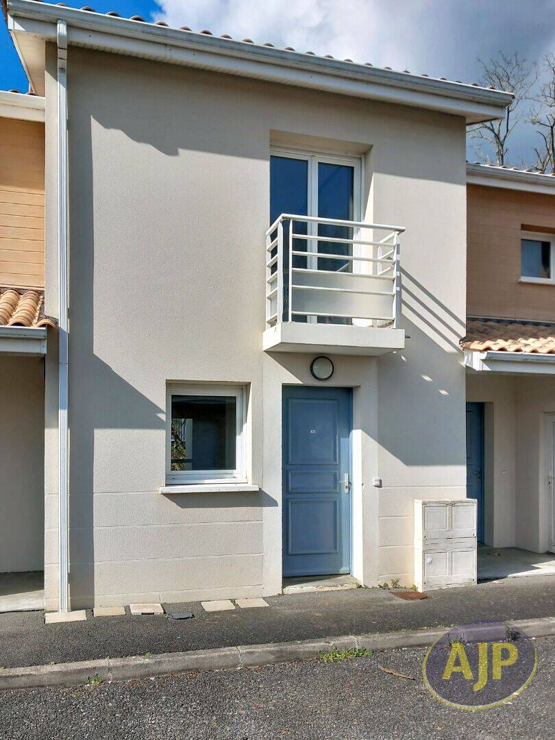 Maison 3 pièces 57 m² · à Lesparre-Médoc · 57 m² · 145 200 €