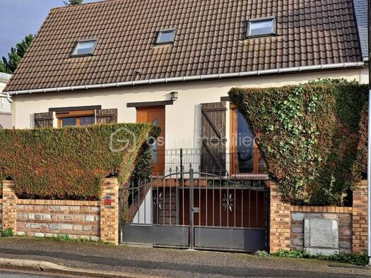 Maison à vendre 245 000 € 4 pièces 2 chambres 97,4 m² 320 m² de terrain Fleurville Harfleur 76700