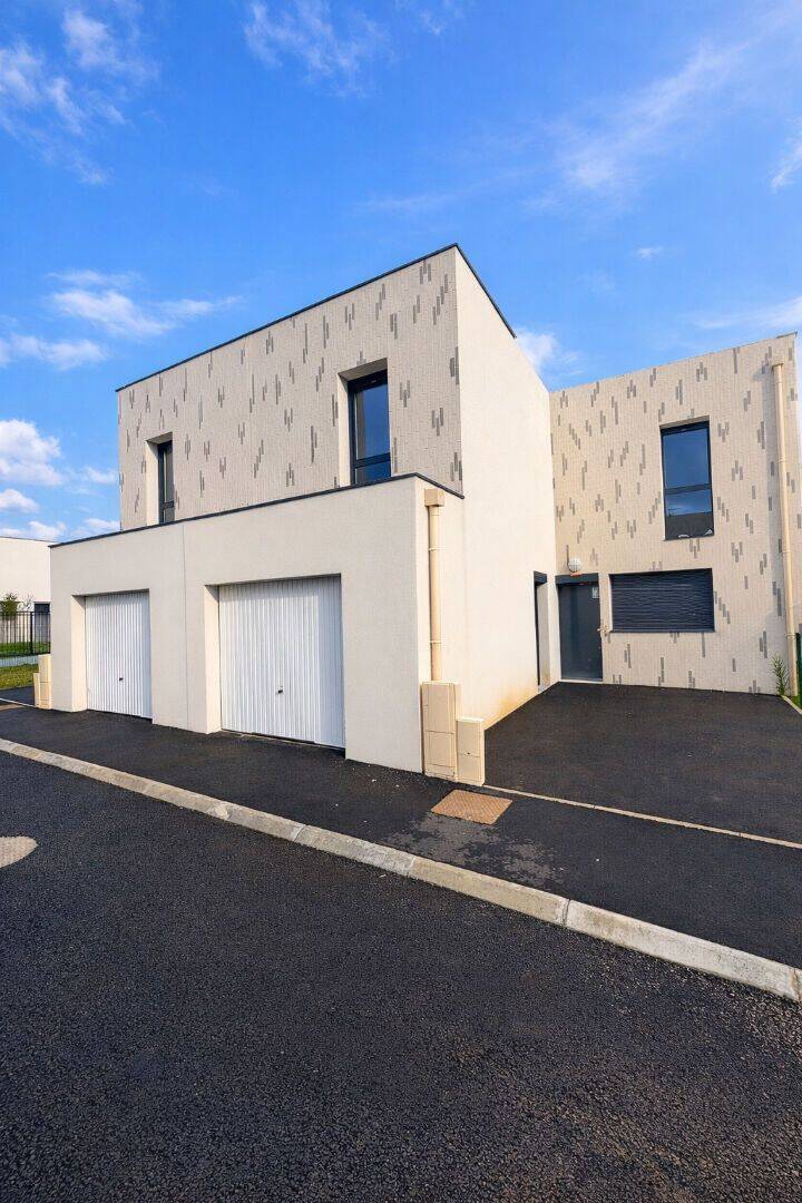Maison 4 pièces 100 m² · à Clichy-sous-Bois · 100,2 m² · 1 383 €