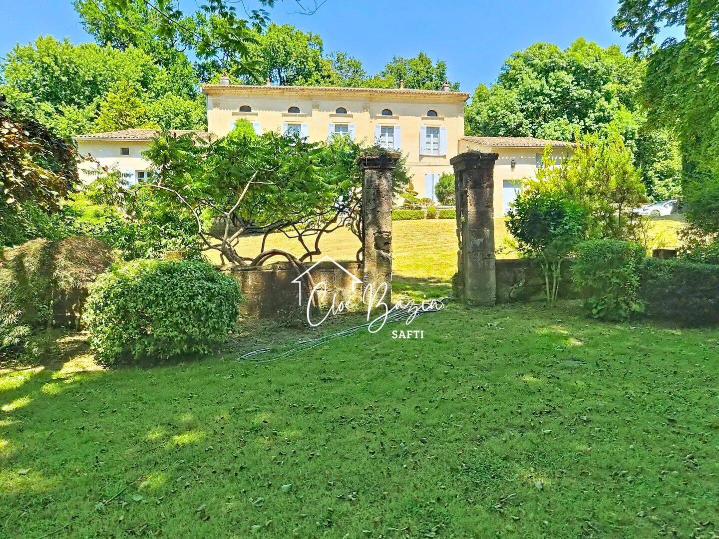 Maison 6 pièces 310 m² · à Saint-Mariens · 310 m² · 756 000 €