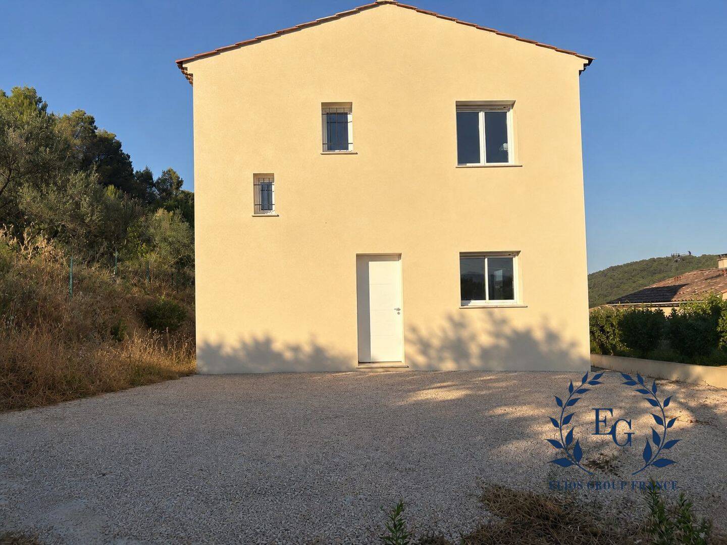 Maison 4 pièces 90 m² · à Vins-sur-Caramy · 90 m² · 325 000 €