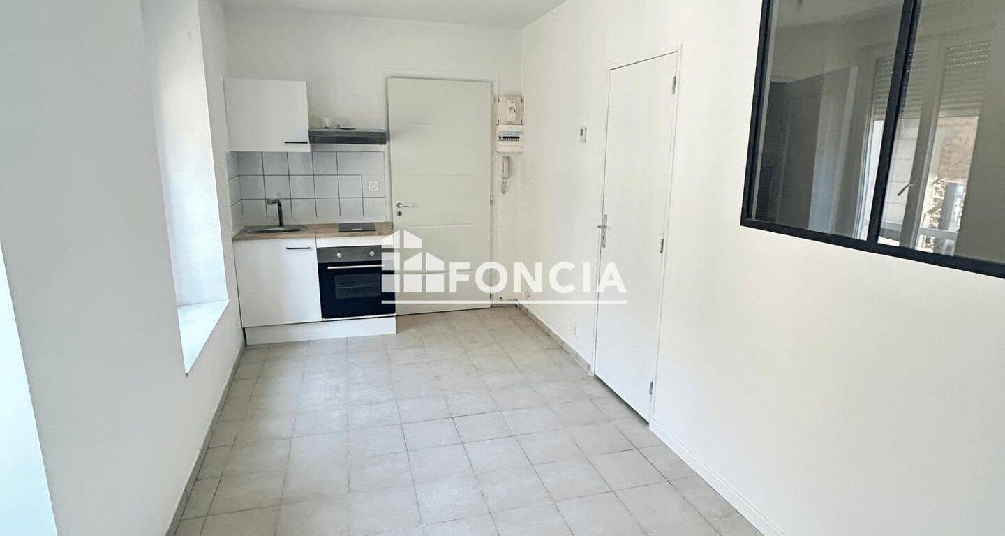 Appartement 2 pièces 27 m² · à Charleville-Mézières · 27 m² · 380 €/mois