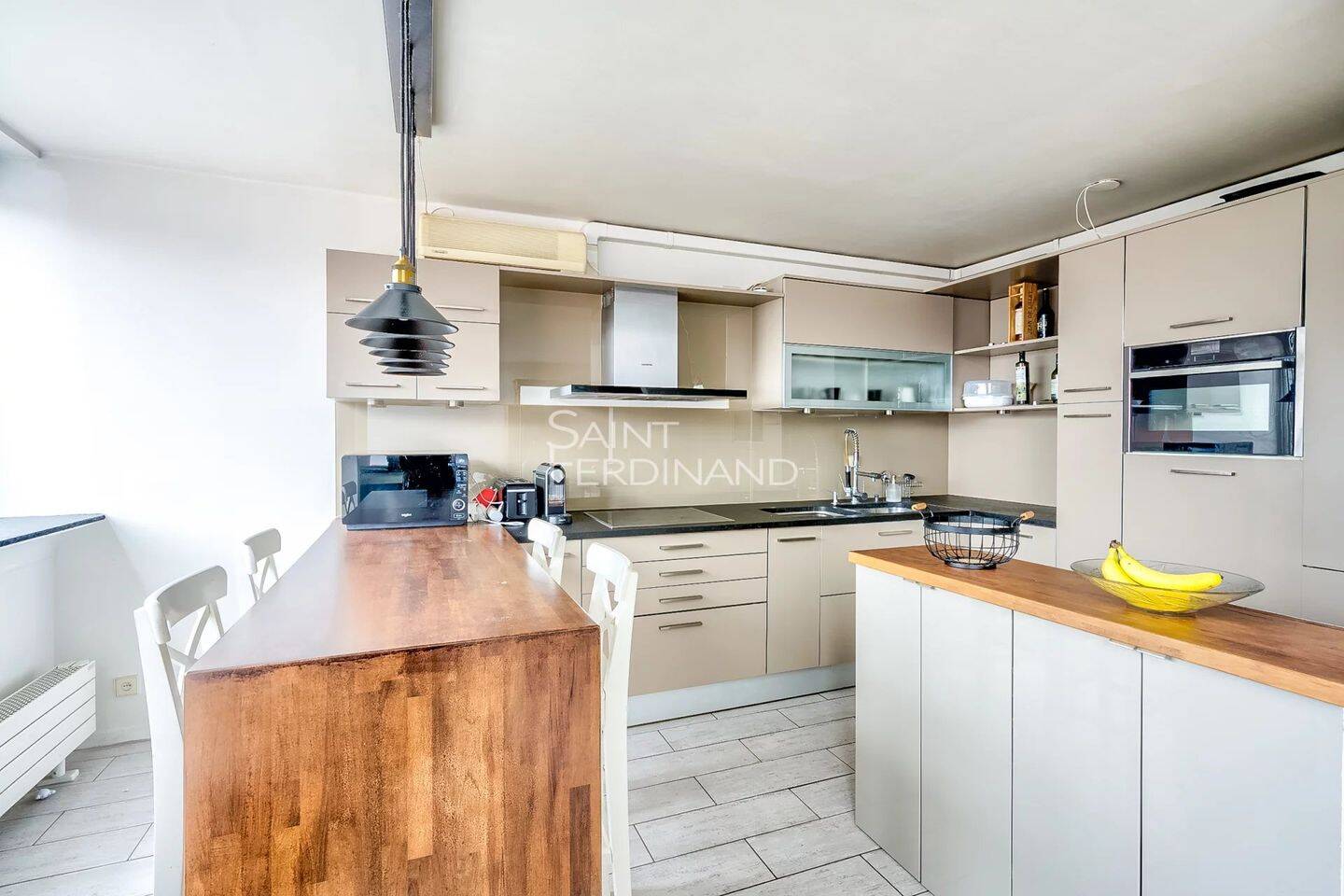 Appartement 3 pièces 80 m² · à Paris 15ème Arrondissement · 80,1 m² · 721 500 €