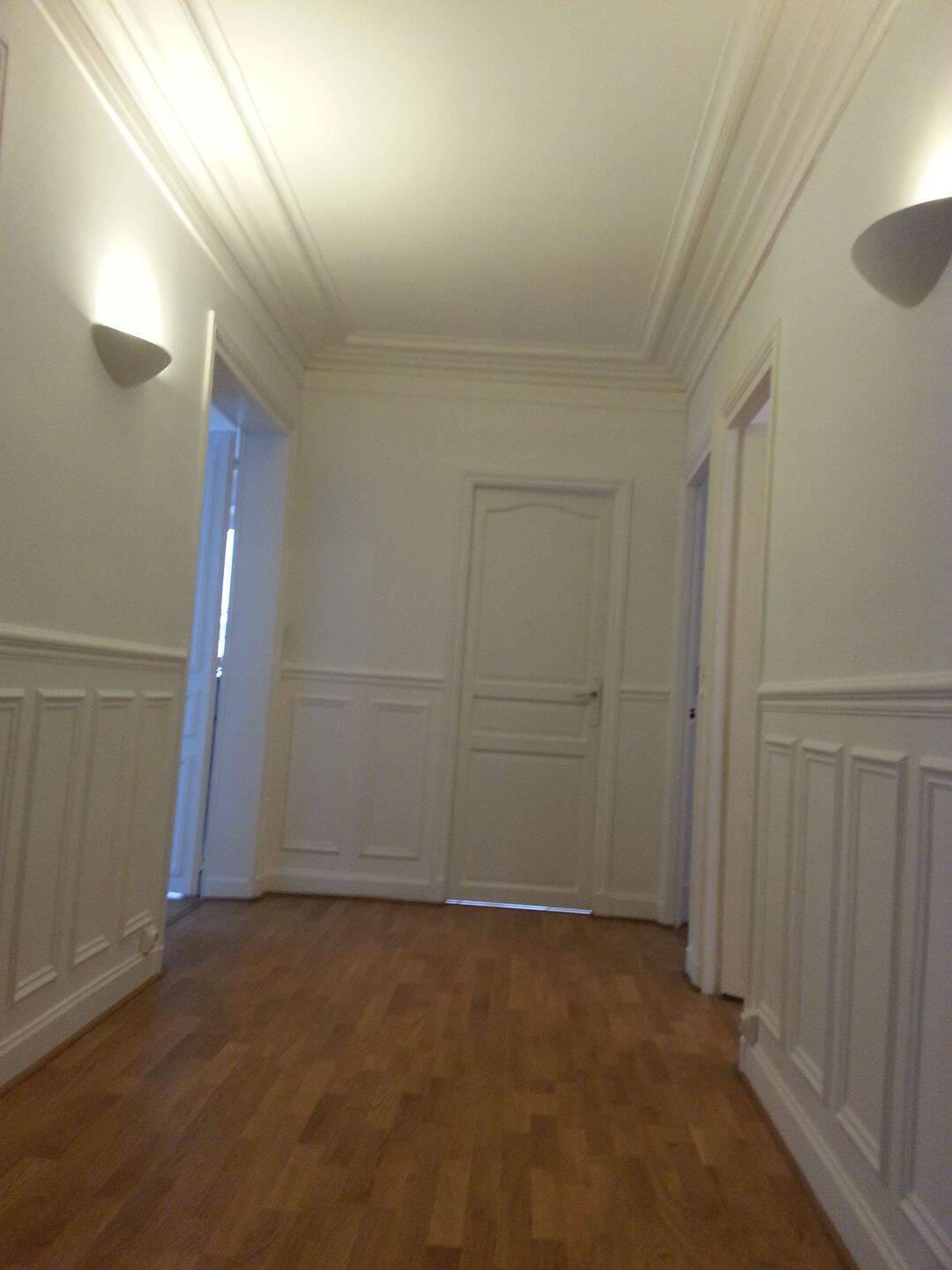 Appartement 5 pièces 142 m² · à Paris 5ème Arrondissement · 141,5 m² · 4 673 €/mois