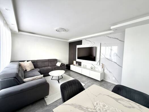 Appartement à vendre 185 000 € 4 pièces 2 chambres 76 m² Étage 7/8 Pachot Lainé-François Villon Livry-Gargan 93190