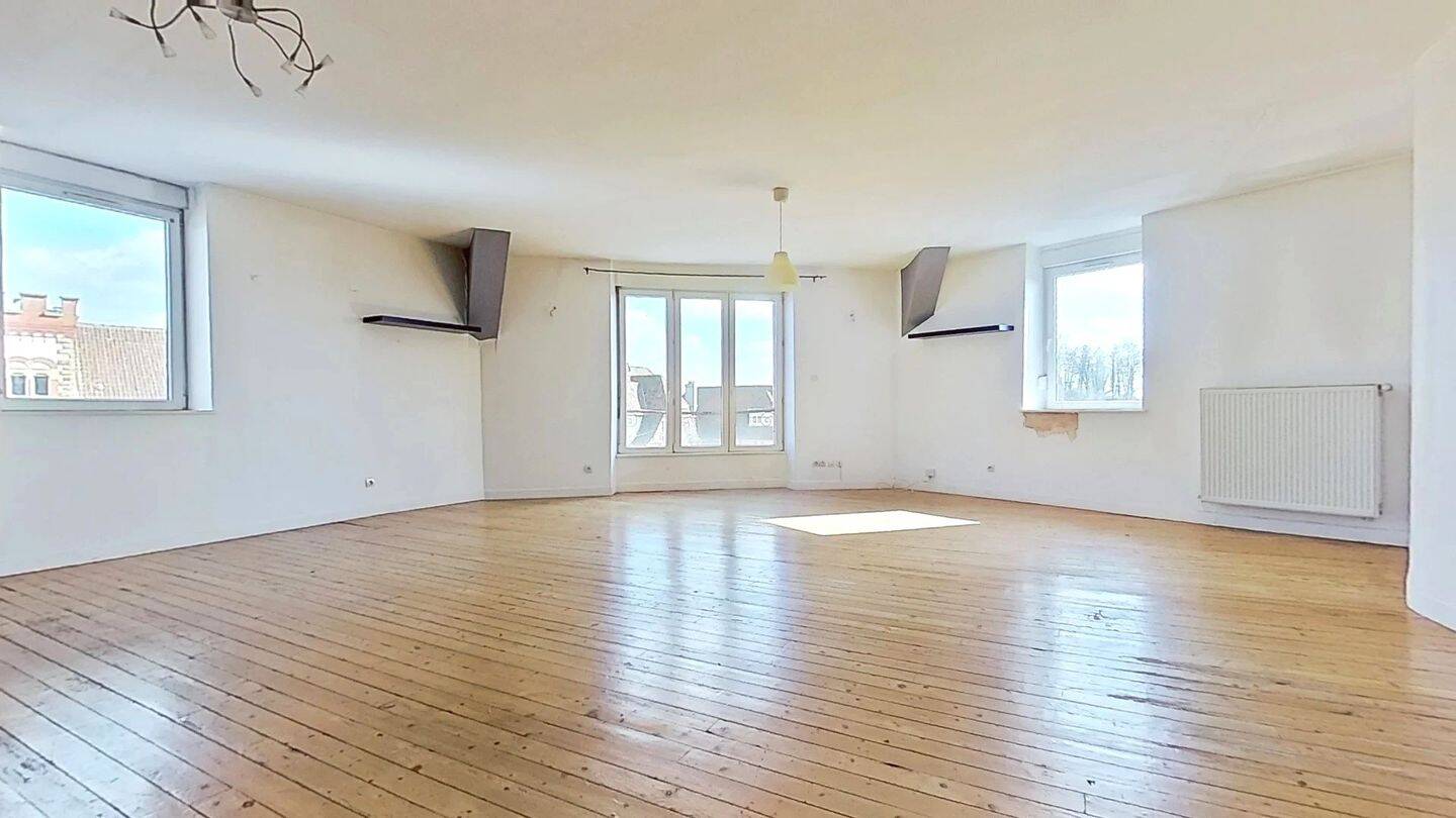 Appartement 5 pièces 134 m² · à Longwy · 134 m² · 217 000 €