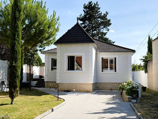 Maison de plain-pied à vendre 460 000 € 5 pièces 2 chambres 80 m² 480 m² de terrain Le Rosaire Saint-Leu-la-Forêt 95320