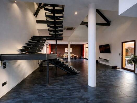 Maison à vendre 797 000 € 6 pièces 3 chambres 260 m² 770 m² de terrain Osthoffen 67990