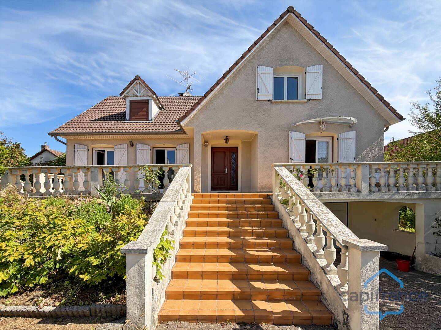 Maison 7 pièces 194 m² · à Varois-Et-Chaignot · 194 m² · 369 000 €