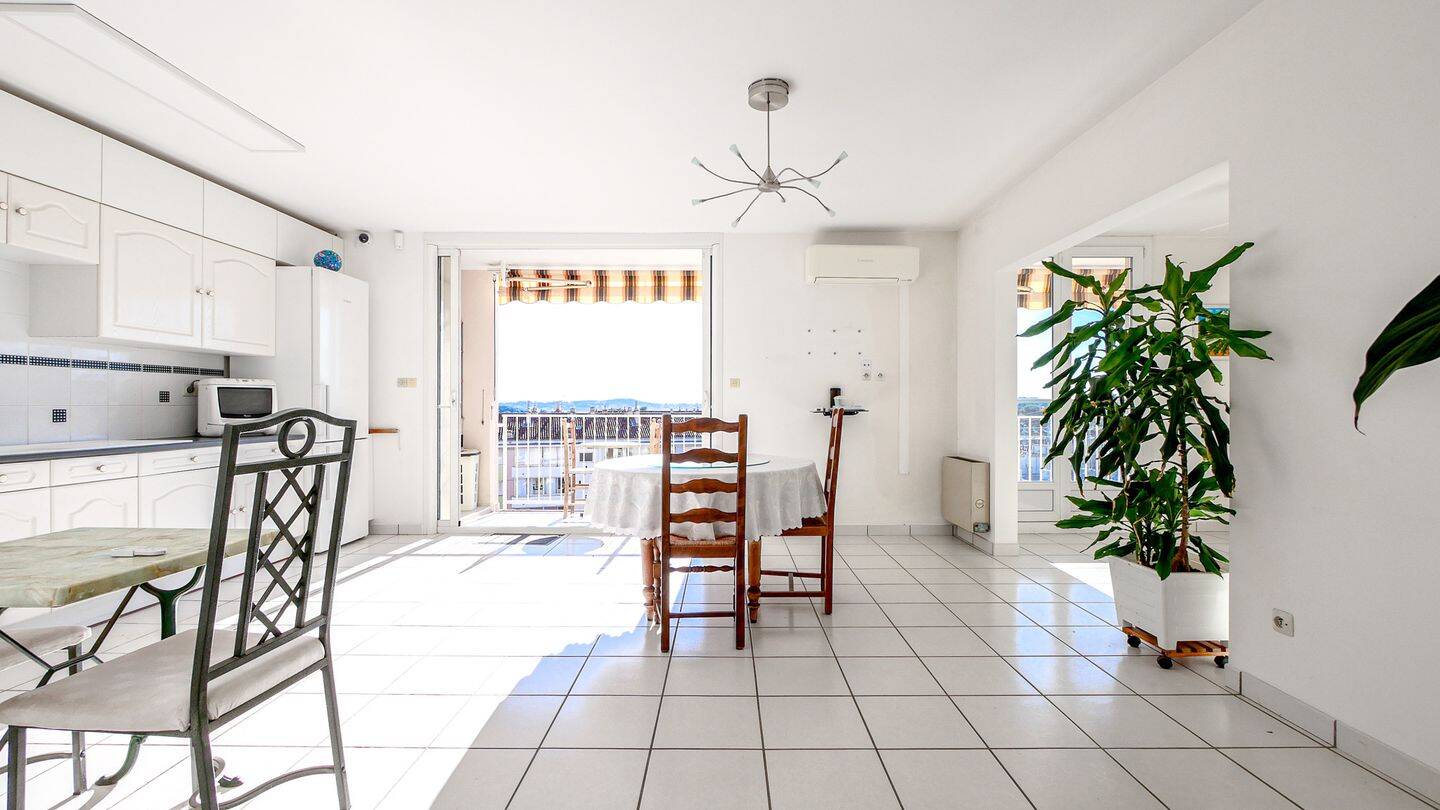 Appartement 4 pièces 75 m² · à Toulon · 75 m² · 207 000 €