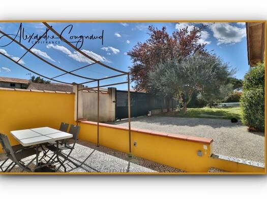 Maison de plain-pied à vendre 250 000 € 6 pièces 4 chambres 134 m² 629 m² de terrain Sémalens 81570