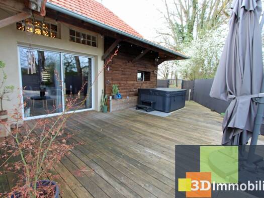 Maison de plain-pied à vendre 256 200 € 4 pièces 3 chambres 95 m² 575 m² de terrain Tournus 71700