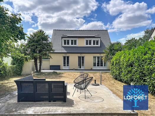 Maison à vendre 368 000 € 9 pièces 5 chambres 155 m² 1 100 m² de terrain La Ferté-Alais 91590