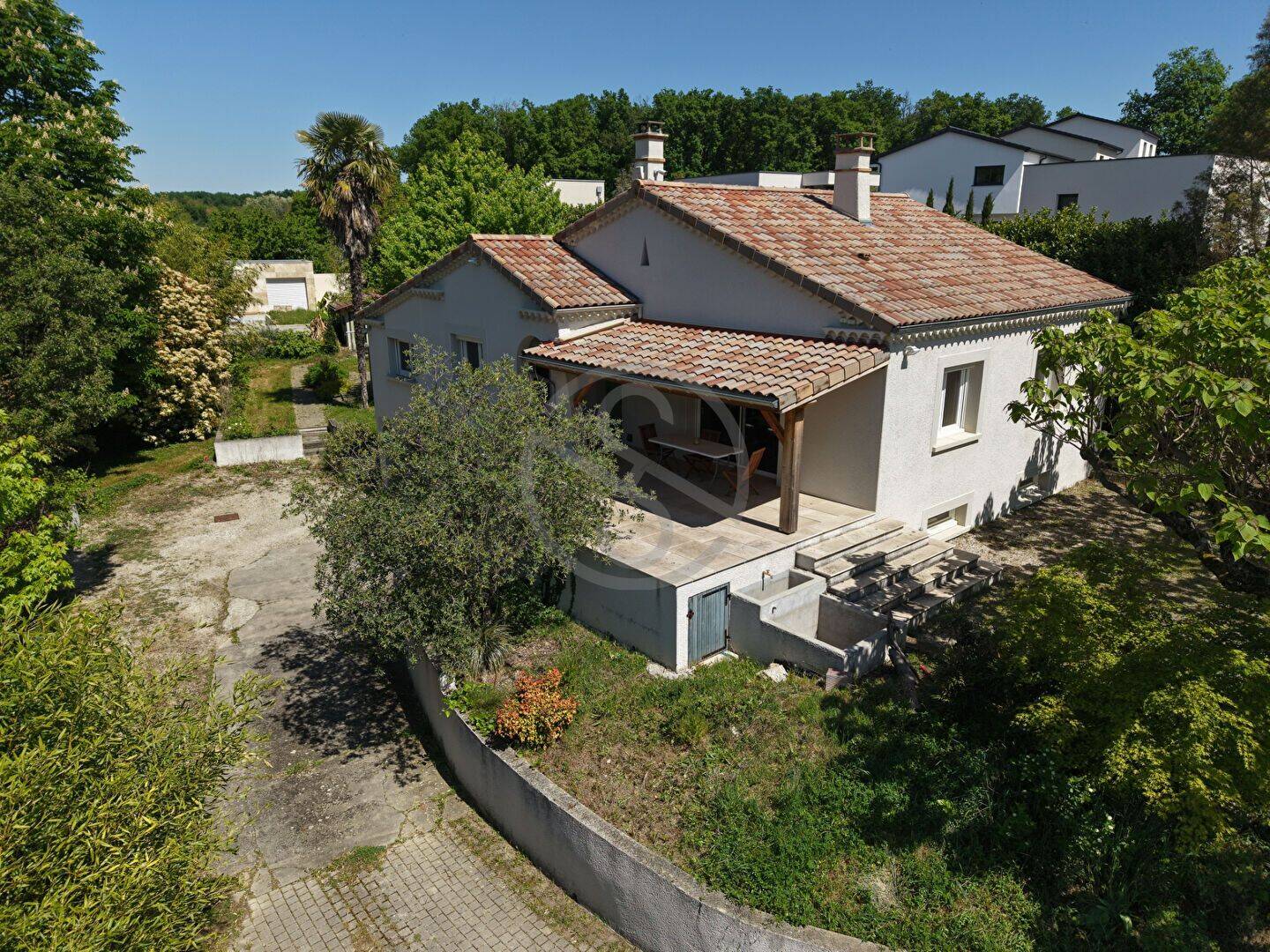 Maison 7 pièces 128 m² · à Salaise-sur-Sanne · 128 m² · 349 000 €