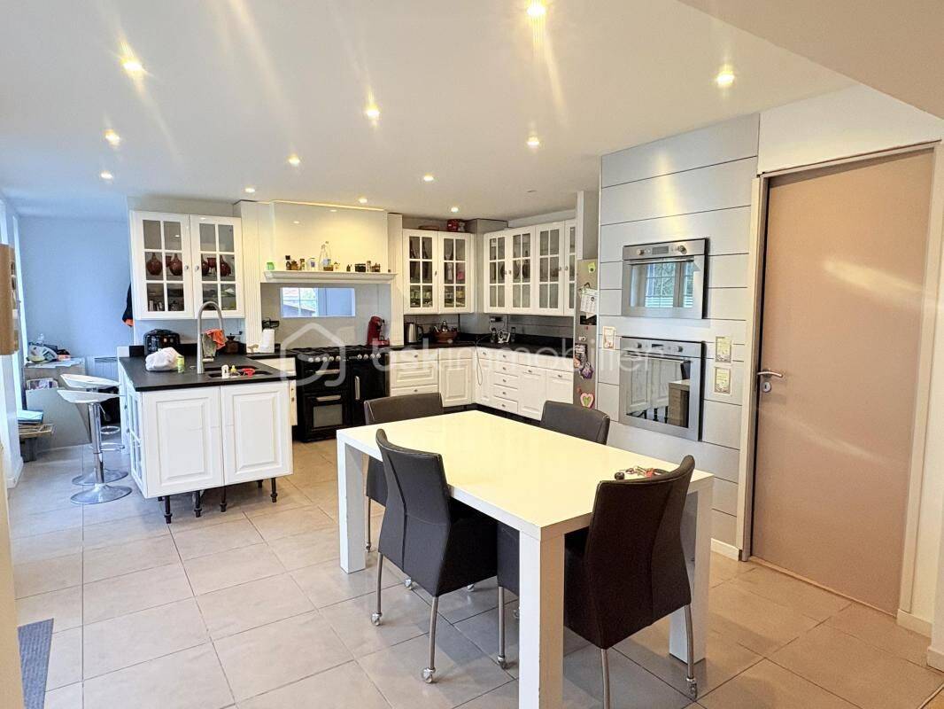Maison 7 pièces 148 m² · à Libercourt · 147,8 m² · 220 000 €