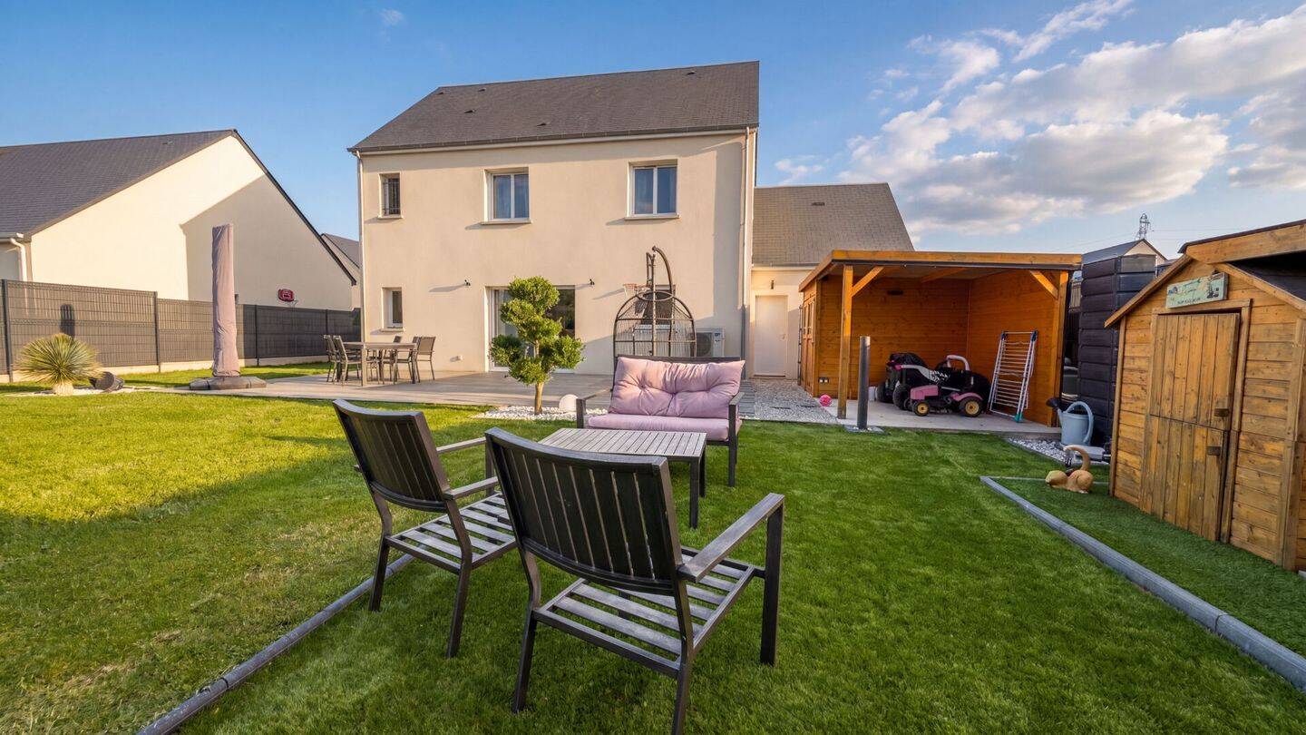 Maison 7 pièces 131 m² · à Veigné · 131 m² · 375 000 €