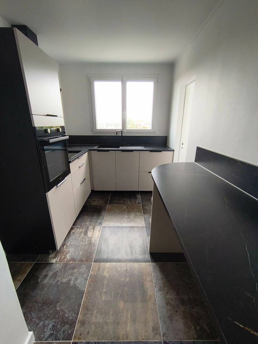 Appartement 4 pièces 73 m² · à Saint-André-les-Vergers · 73 m² · 850 €/mois