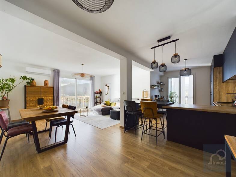 Appartement à vendre 470 000 € 4 pièces 3 chambres 94,2 m² Sous le toit, Étage 12/12 Aspretto Ajaccio 20090