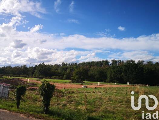 Terrain constructible à vendre 56 000 € 516 m² de terrain Parigny 42120