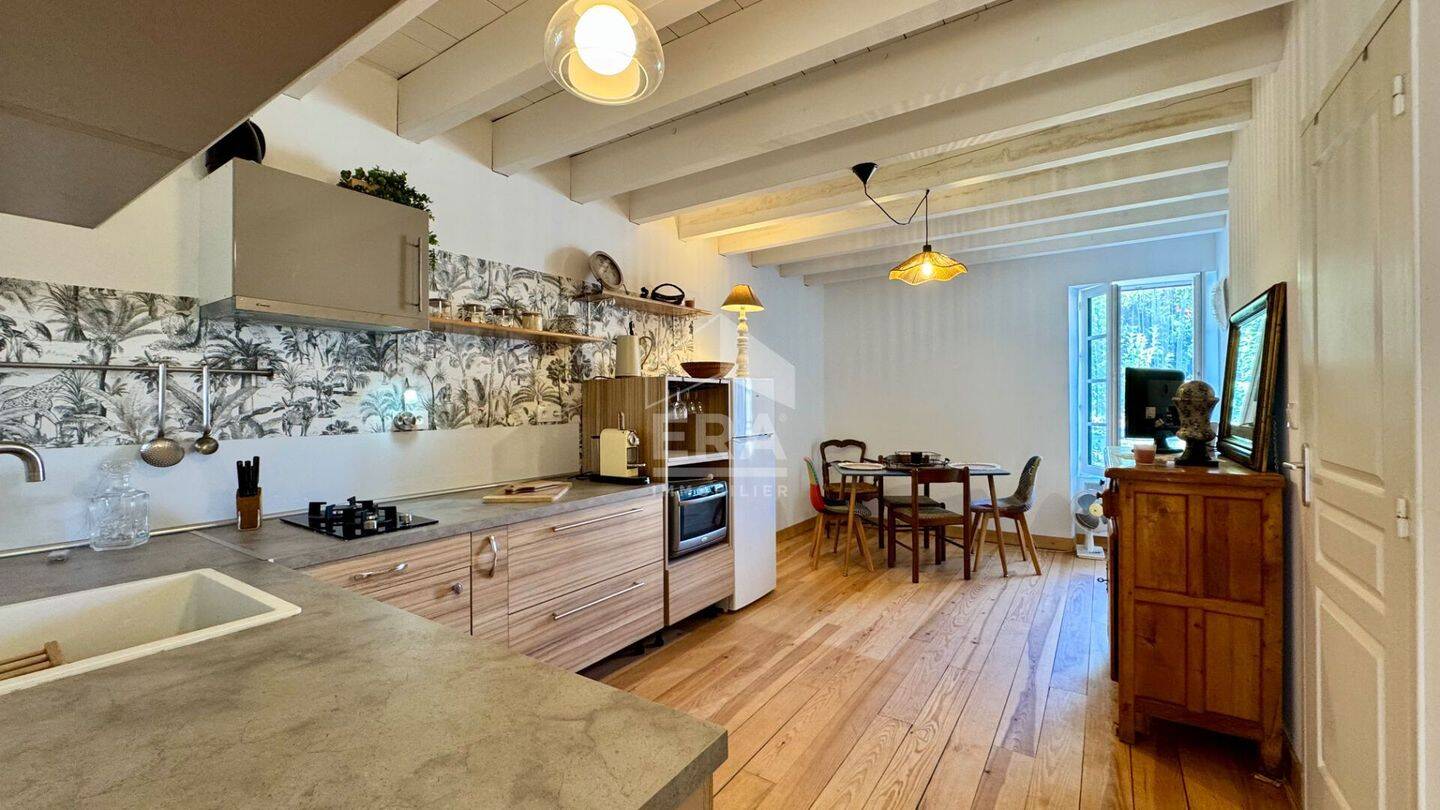Maison 5 pièces 104 m² · à Sainte-Foy-la-Grande · 104 m² · 148 000 €