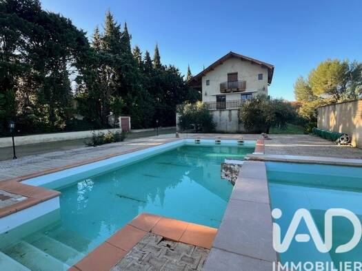 Maison à vendre 595 000 € 7 pièces 5 chambres 315 m² 4 100 m² de terrain Aubignan 84810