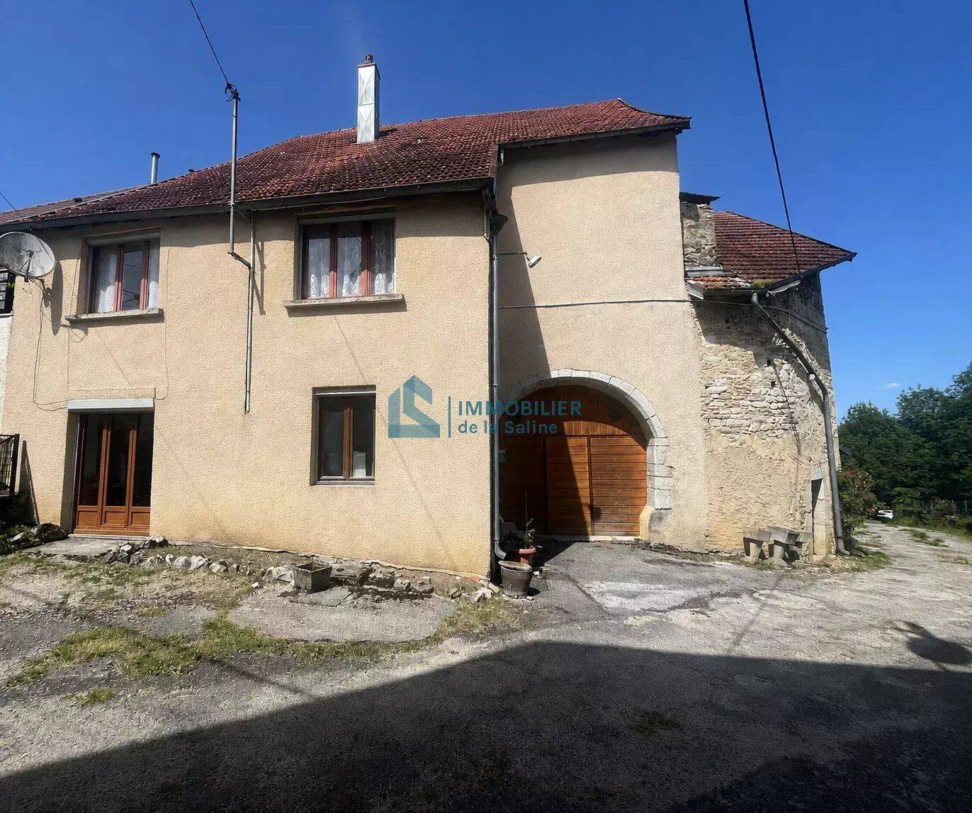 Maison 4 pièces 107 m² · à Quingey · 107 m² · 120 000 €