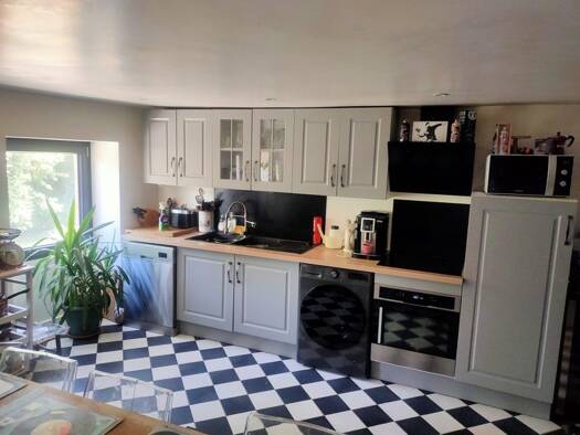 Maison de ville à vendre 336 000 € 6 pièces 2 chambres 160 m² 195 m² de terrain Charlemagne Vienne 38200