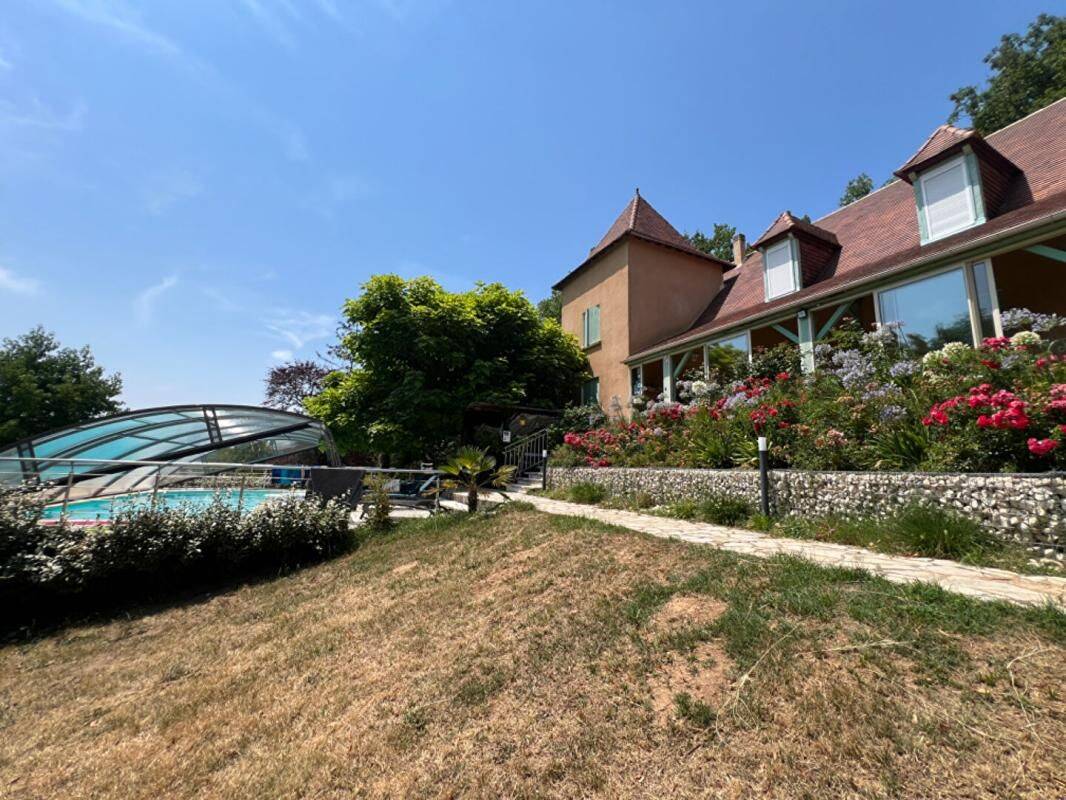 Maison 9 pièces 200 m² · à Saint-Cyprien · 200 m² · 467 000 €