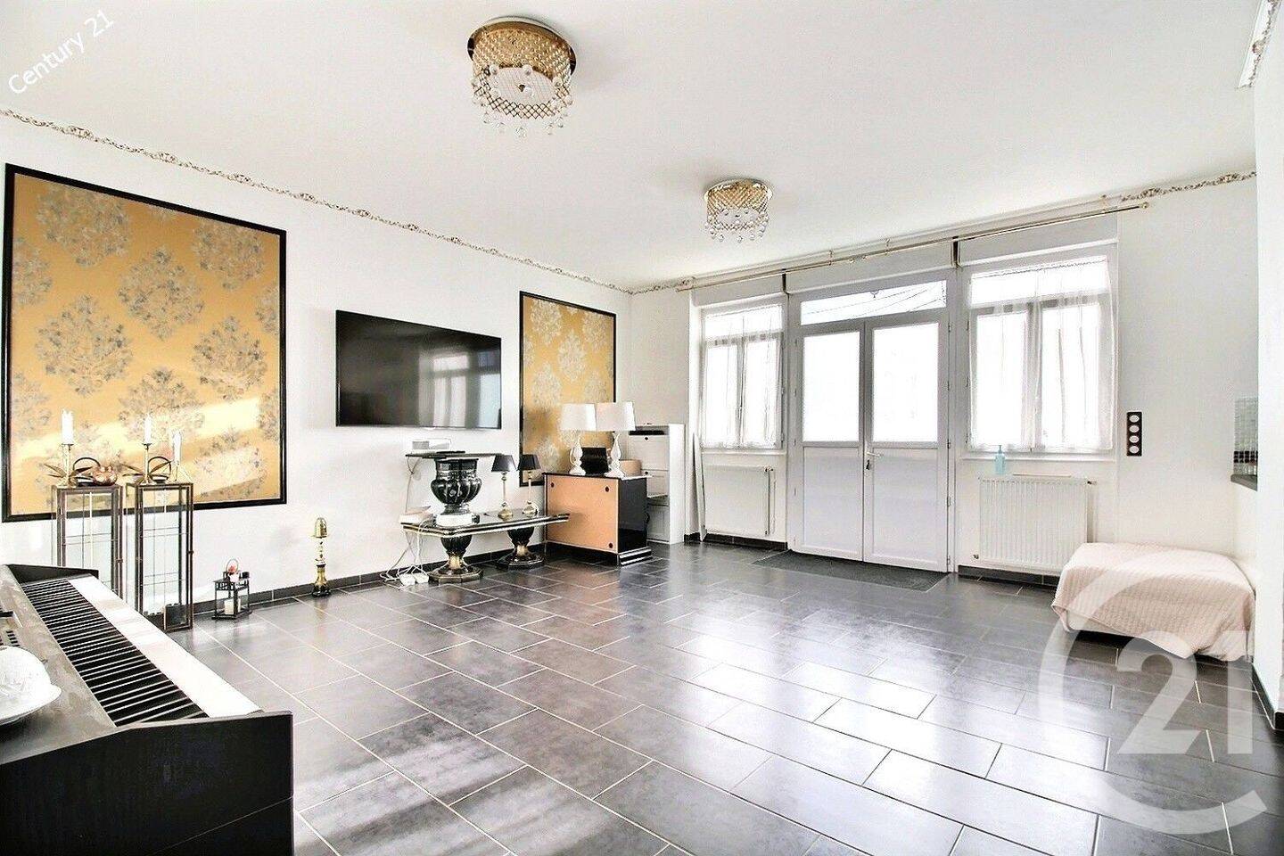Maison 5 pièces 129 m² · à Château-Thierry · 128,9 m² · 202 000 €