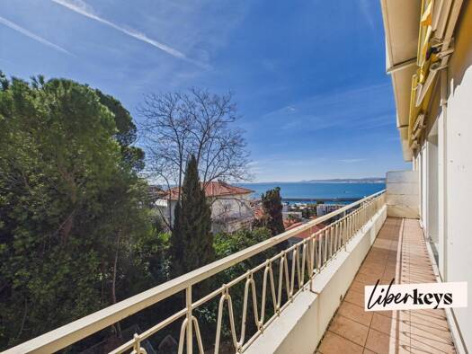 Appartement à vendre 745 000 € 3 pièces 2 chambres 85,7 m² Étage 5/5 Mont Boron Nice 06300