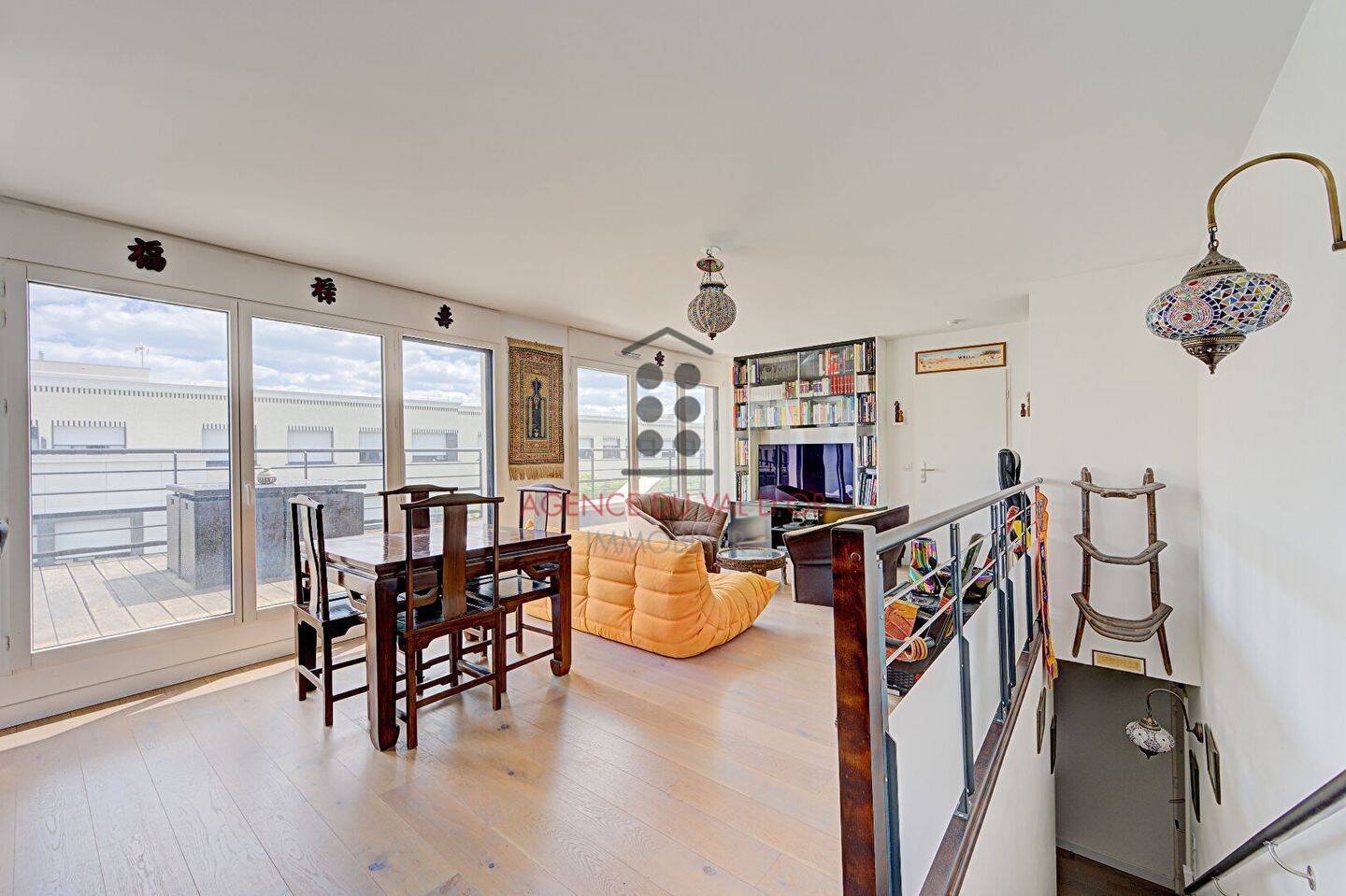 Appartement 5 pièces 113 m² · à Suresnes · 112,7 m² · 1 000 000 €