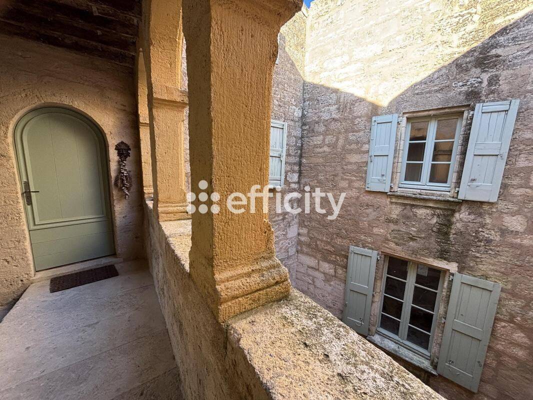 Appartement 4 pièces 87 m² · à Pézenas · 87 m² · 160 000 €
