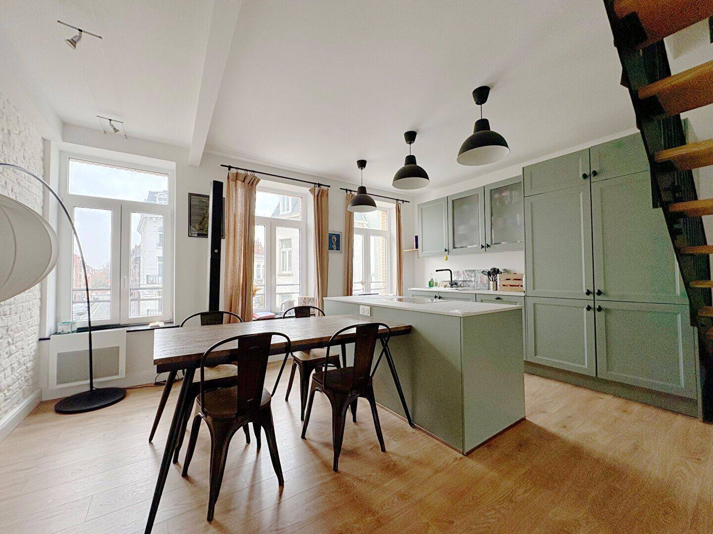 Appartement 3 pièces 81 m² · à Lille · 80,7 m² · 435 000 €