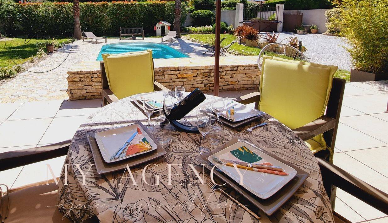 Maison 6 pièces 173 m² · à Caux · 173 m² · 499 000 €