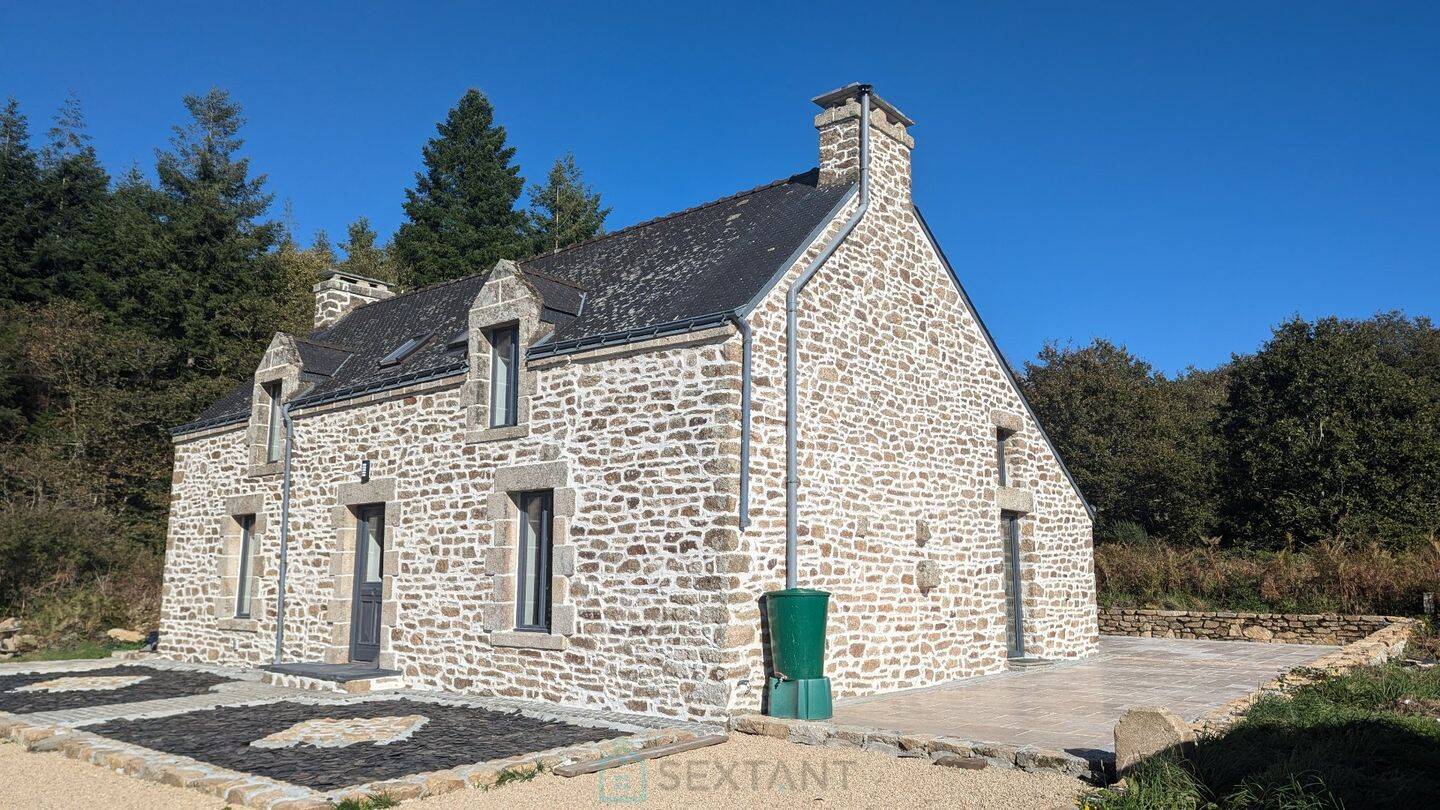 Maison 8 pièces 168 m² · à Quistinic · 168 m² · 295 000 €
