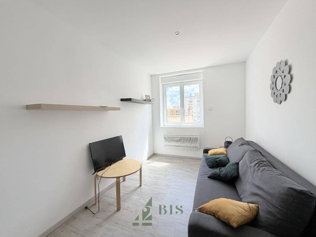 Appartement 1 pièce 22 m² · à Roanne · 22 m² · 360 €/mois