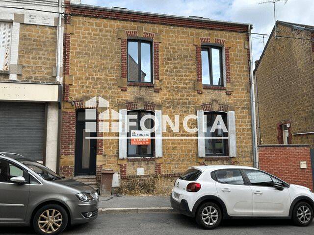 Maison 4 pièces 70 m² · à Charleville-Mézières · 69,7 m² · 766 €/mois