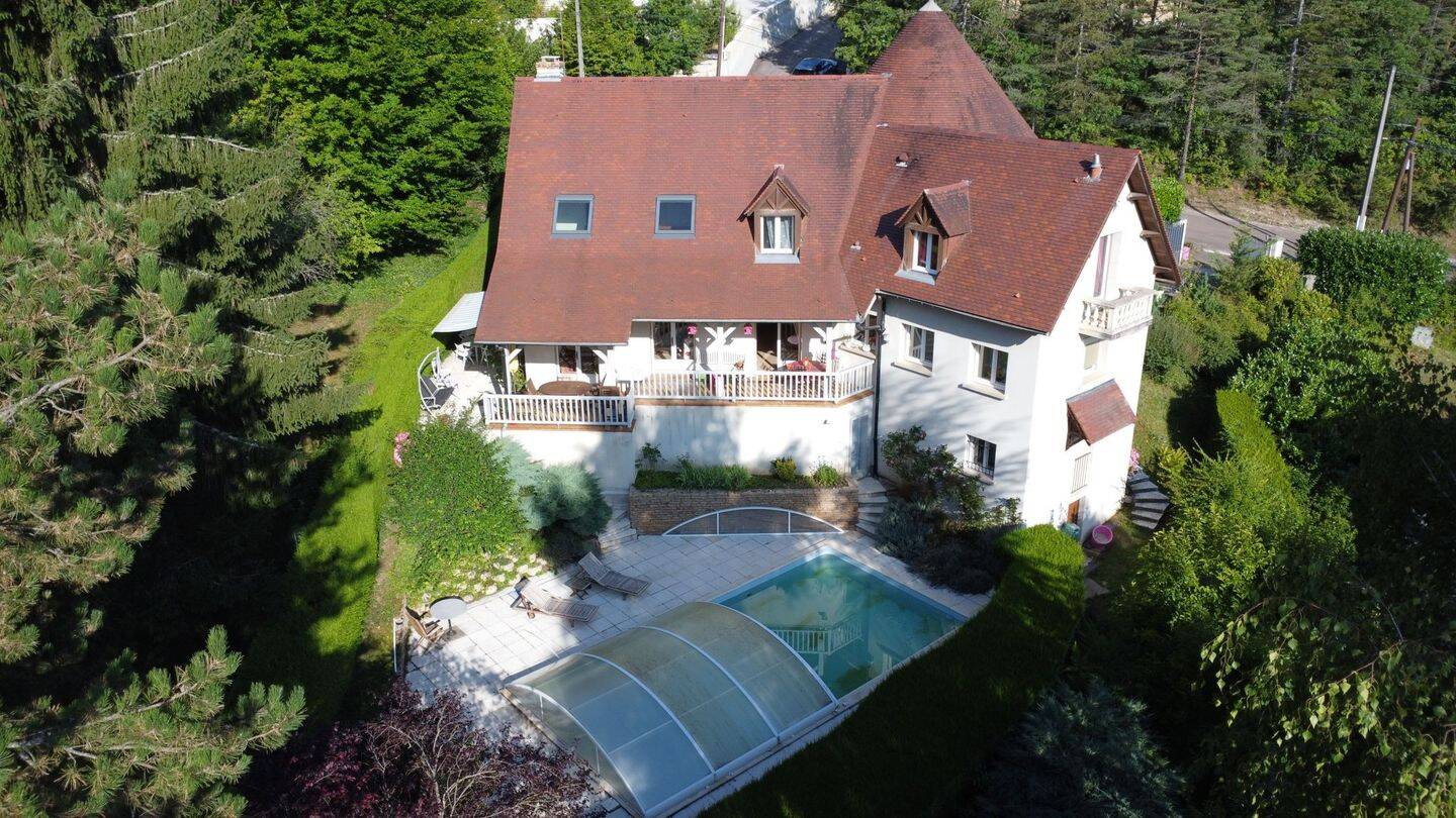Maison 6 pièces 175 m² · à Velars-sur-Ouche · 175 m² · 550 000 €