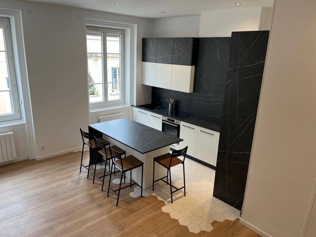 Appartement 4 pièces 68 m² · à Lyon 6ème Arrondissement · 68 m² · 1 850 €/mois