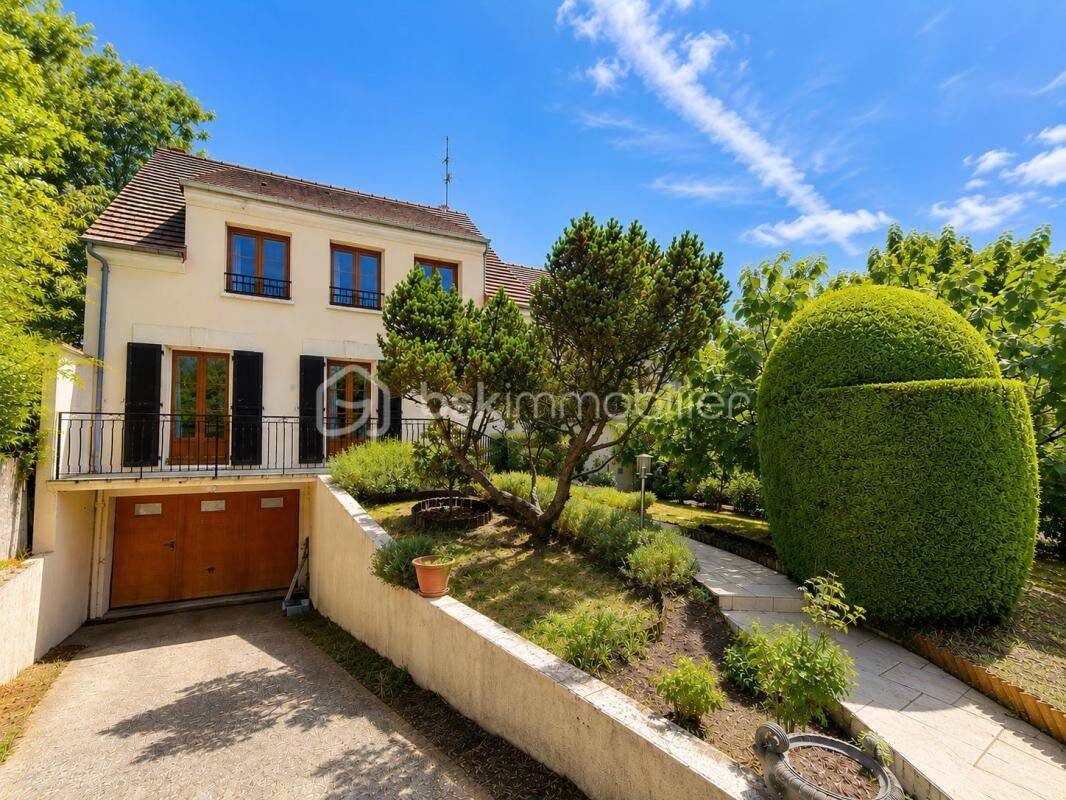 Maison 8 pièces 160 m² · à Brunoy · 160 m² · 520 000 €