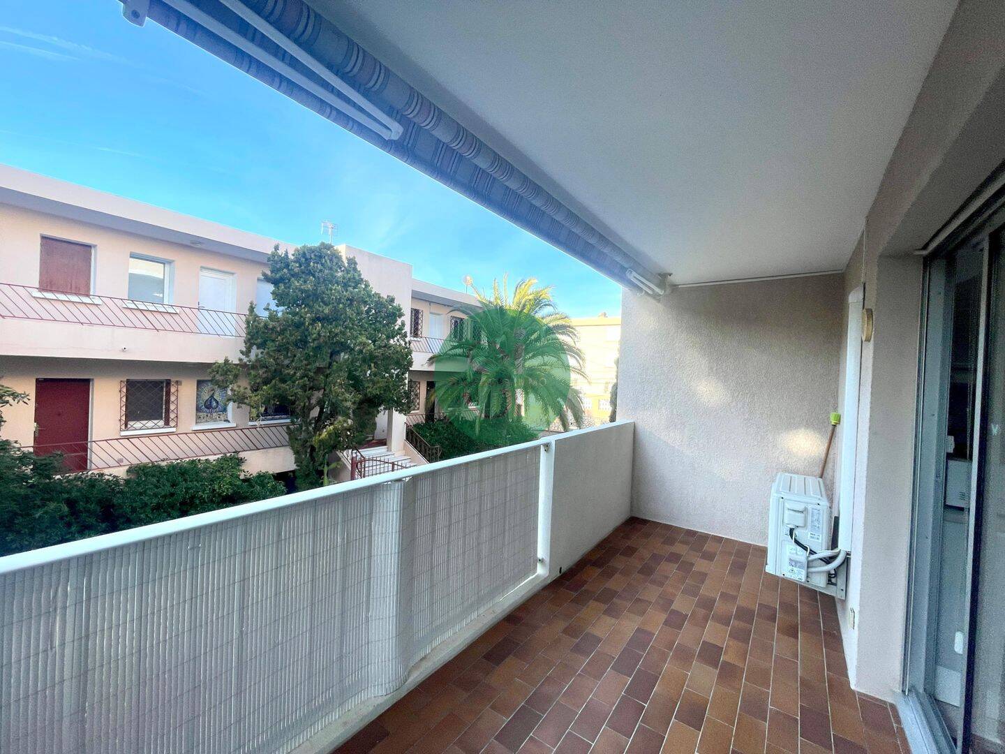 Appartement 1 pièce 24 m² · à Six-Fours-les-Plages · 24,3 m² · 747 €/mois
