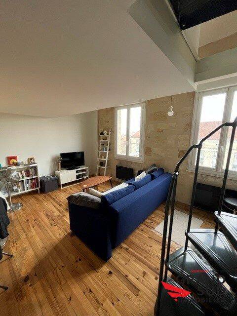 Appartement 1 pièce 52 m² · à Bordeaux · 52 m² · 985 €