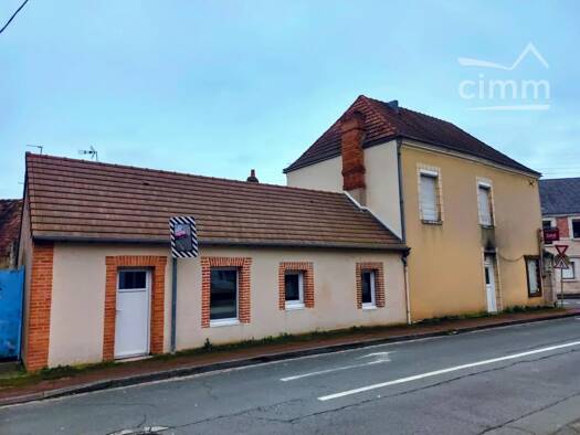Immeuble à vendre 112 350 € 182 m² Hôpital Romorantin-Lanthenay 41200