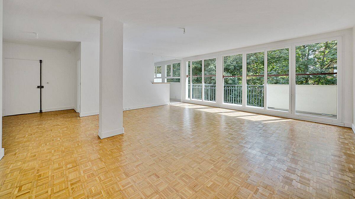 Appartement 5 pièces 120 m² · à Ville-d'Avray · 120 m² · 2 499 €/mois